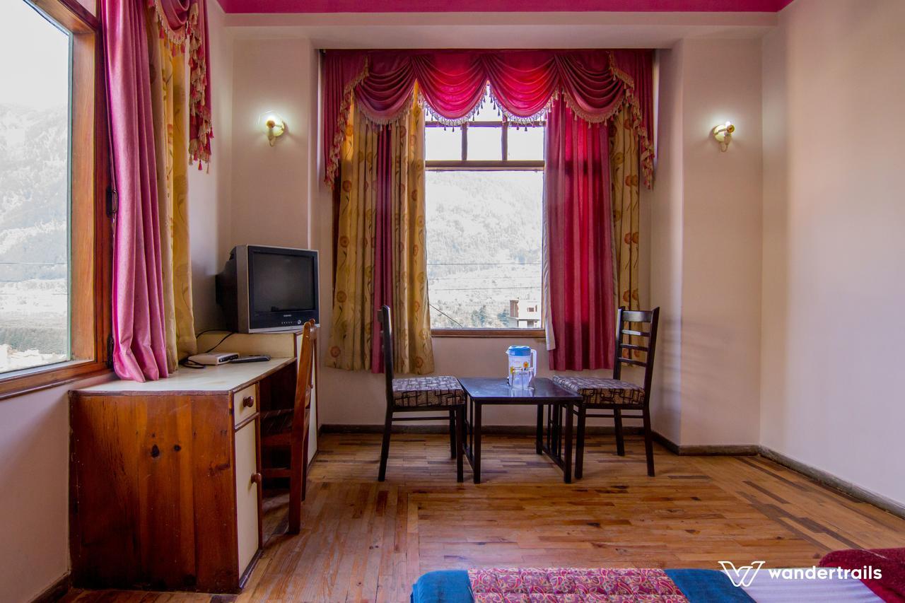 Flamingo Resort Manāli エクステリア 写真