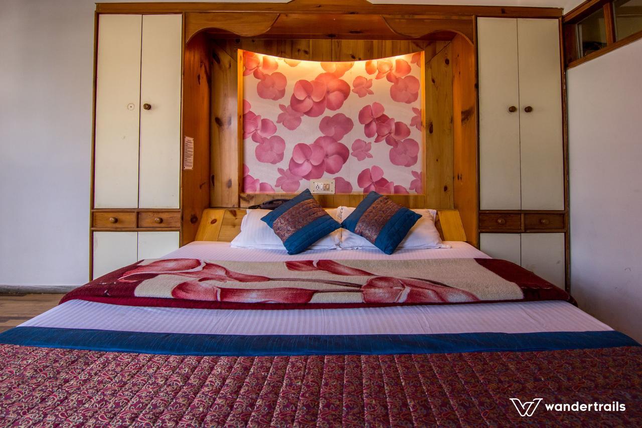 Flamingo Resort Manāli エクステリア 写真