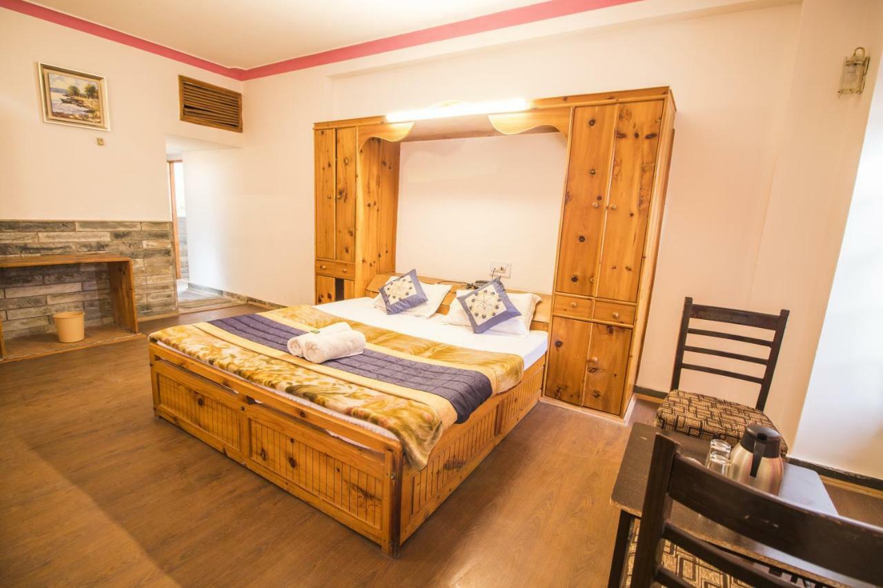 Flamingo Resort Manāli エクステリア 写真