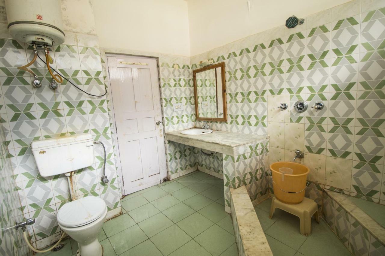 Flamingo Resort Manāli エクステリア 写真