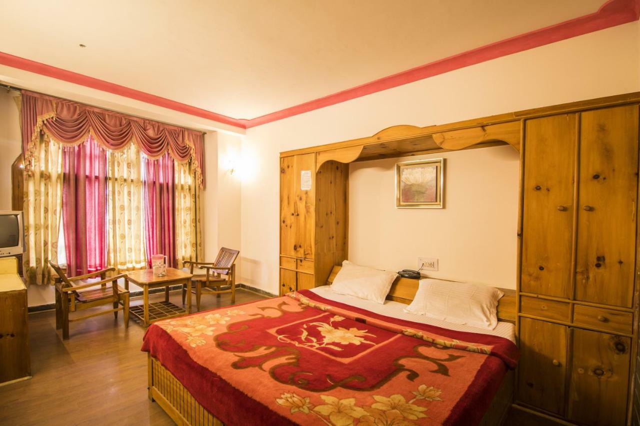 Flamingo Resort Manāli エクステリア 写真